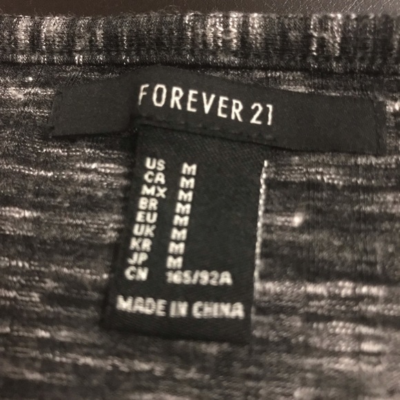 Gray lace up crop top - Picture 2 of 2